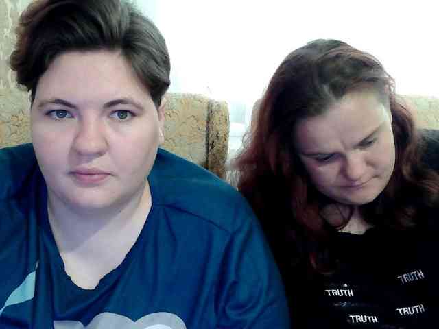 HollyXEva webcam