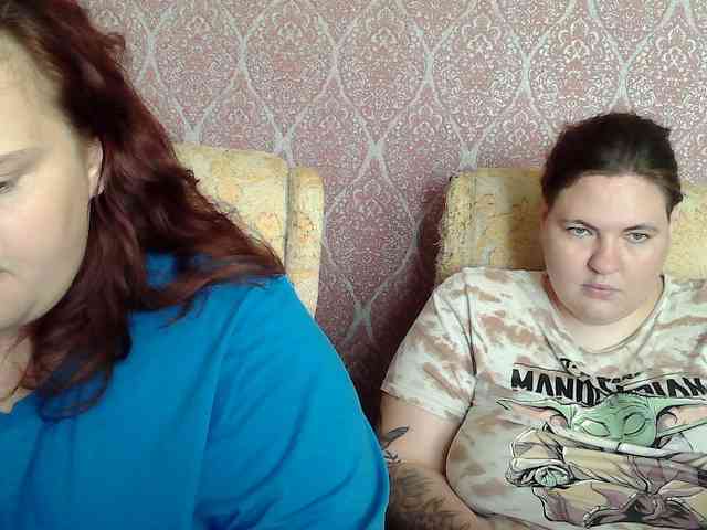 HollyXEva webcam