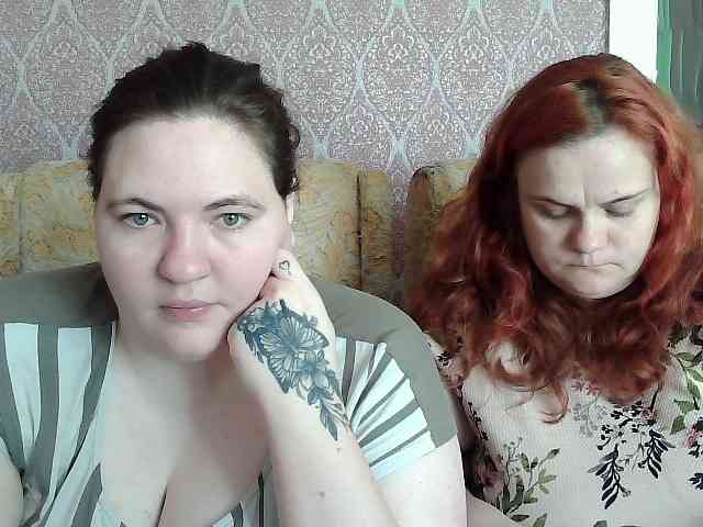 HollyXEva webcam