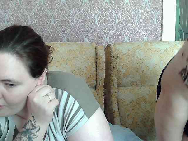 HollyXEva webcam