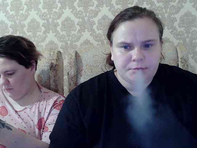 HollyXEva webcam