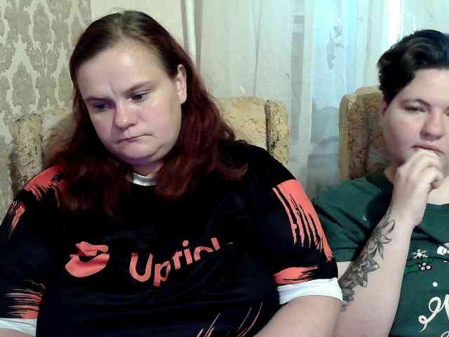 HollyXEva webcam