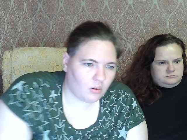 HollyXEva webcam