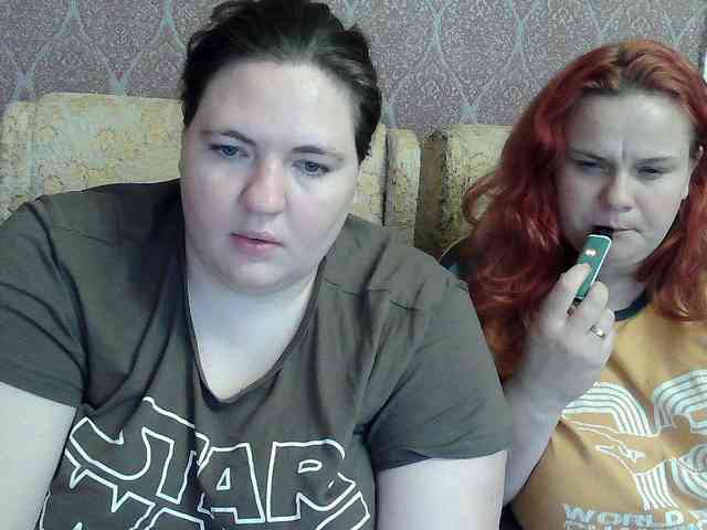HollyXEva webcam