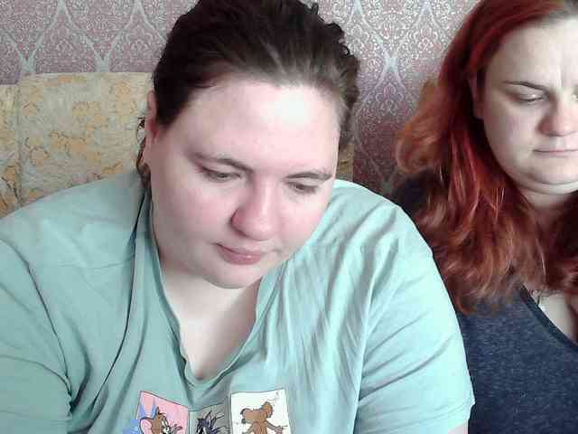 HollyXEva webcam