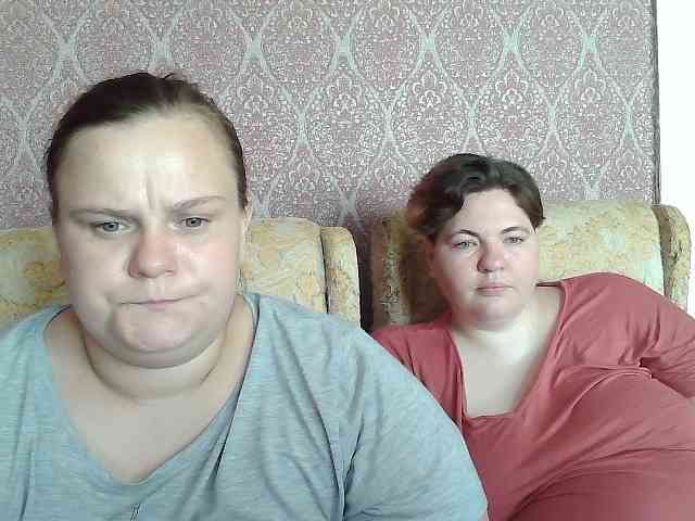 HollyXEva webcam