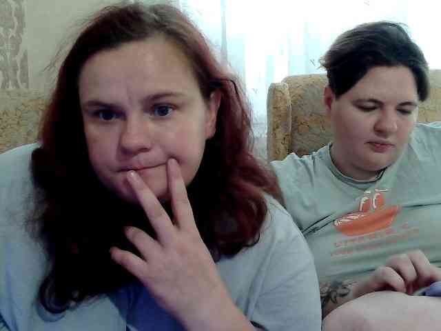 Модель: HollyXEva