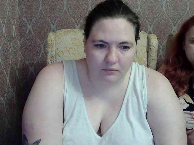 HollyXEva webcam