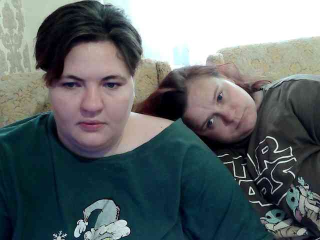 HollyXEva webcam
