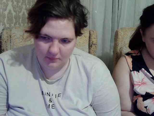 HollyXEva webcam