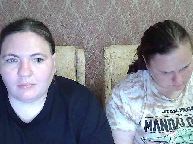HollyXEva webcam