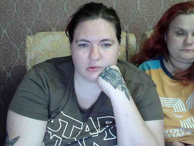 HollyXEva webcam