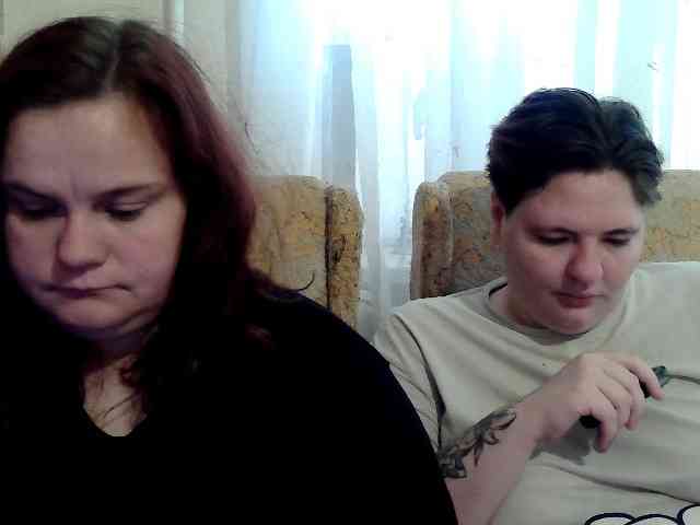 HollyXEva webcam