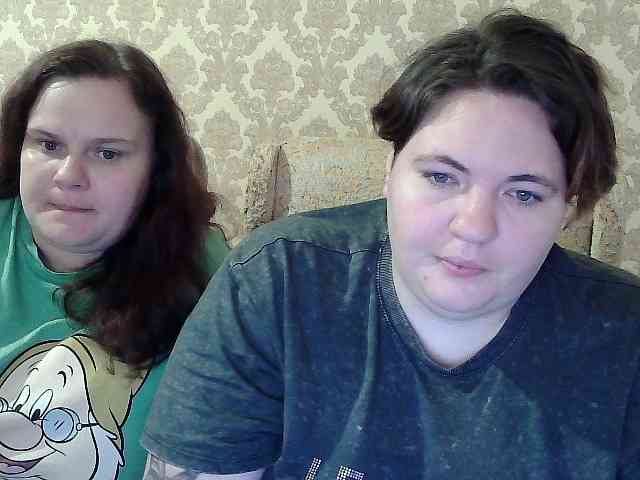 HollyXEva webcam