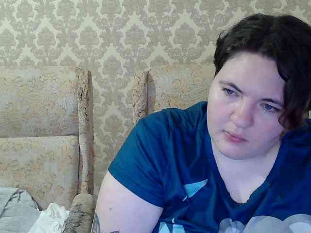 Модель: HollyXEva