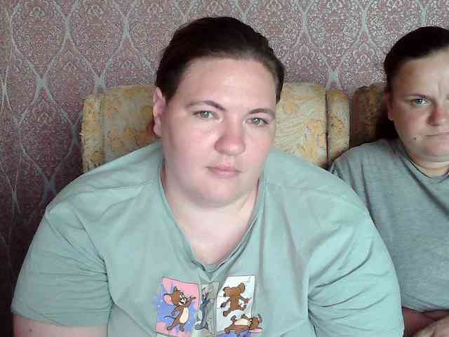 HollyXEva webcam