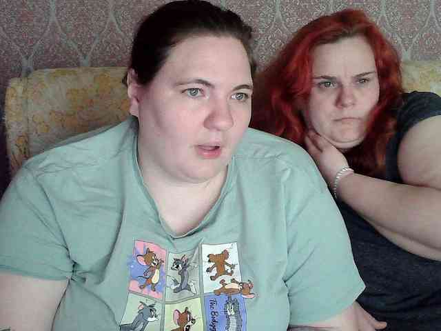 HollyXEva webcam