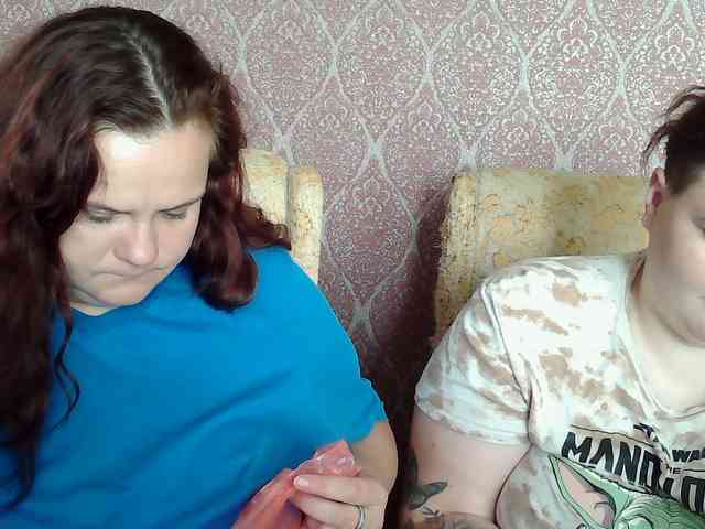 HollyXEva webcam