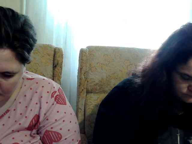 HollyXEva webcam