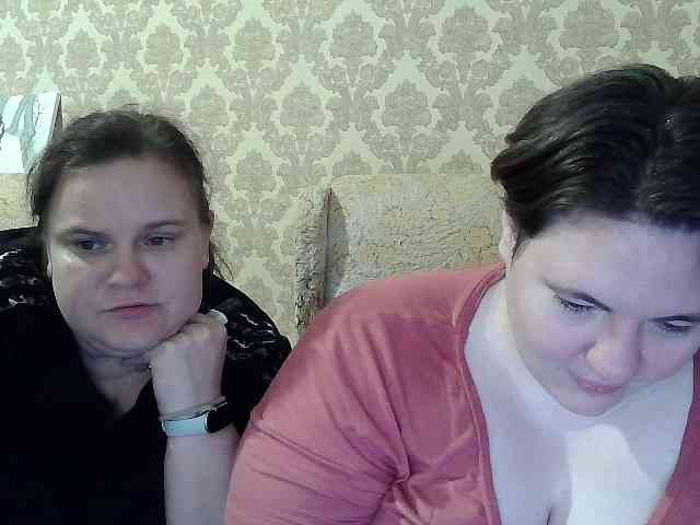 Модель: HollyXEva