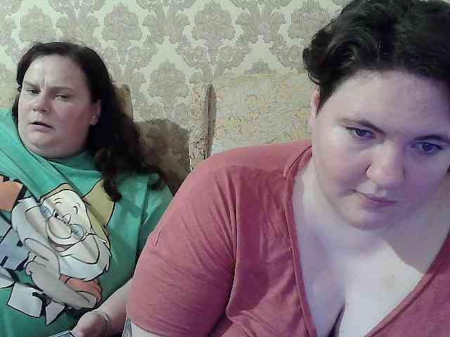 HollyXEva webcam