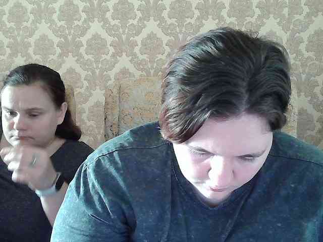 HollyXEva webcam