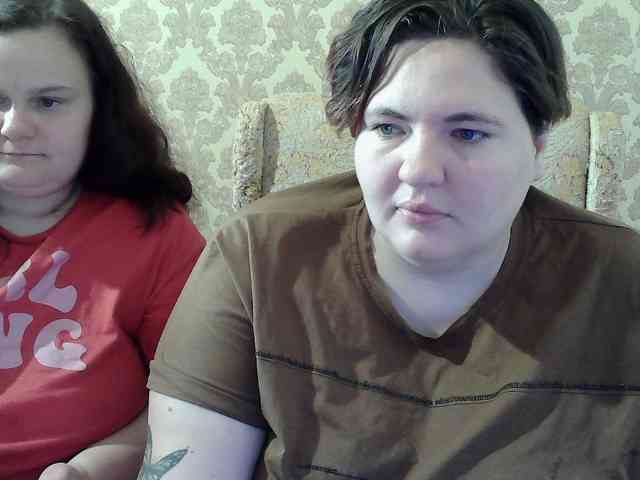 HollyXEva webcam