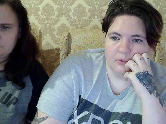 Модель: HollyXEva
