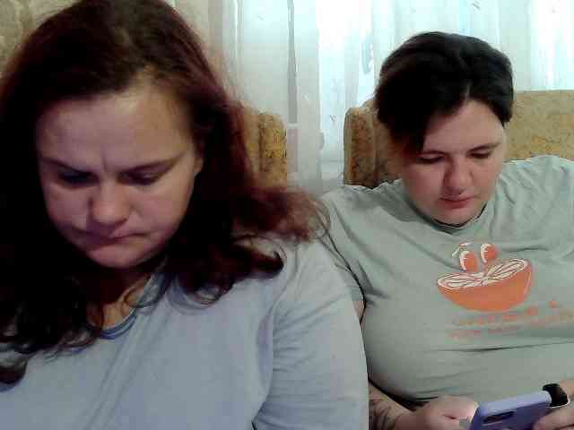 HollyXEva webcam