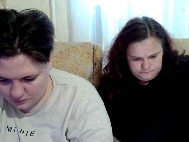 HollyXEva webcam