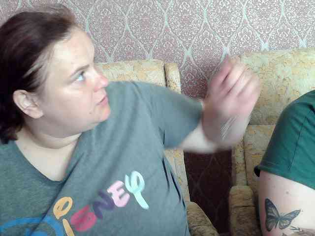 HollyXEva webcam