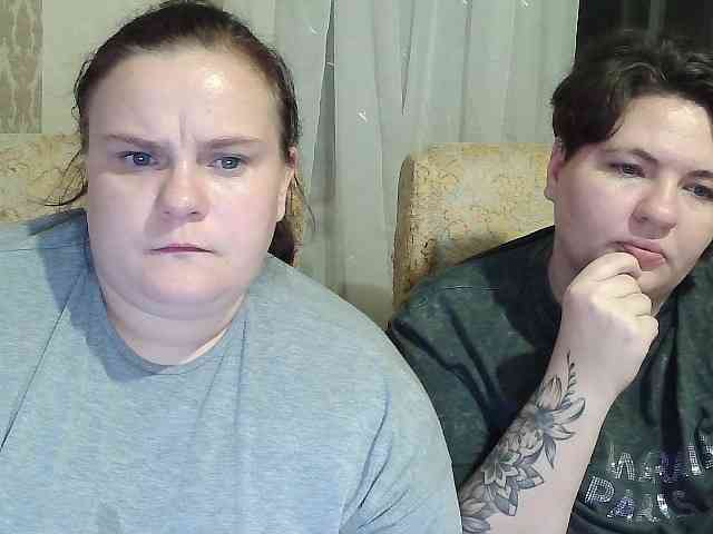 HollyXEva webcam