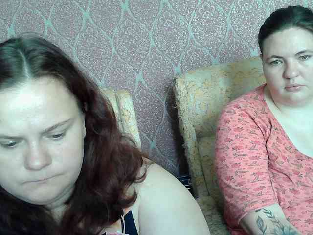HollyXEva webcam
