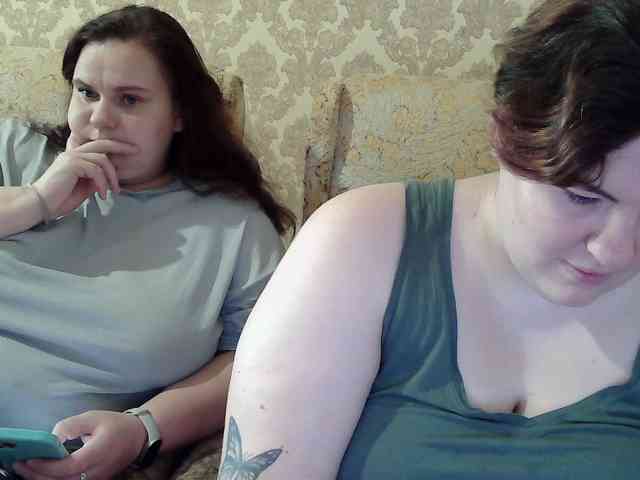 HollyXEva webcam