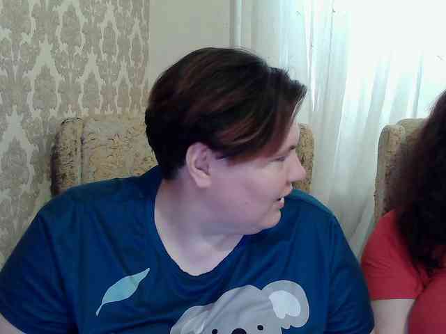 HollyXEva