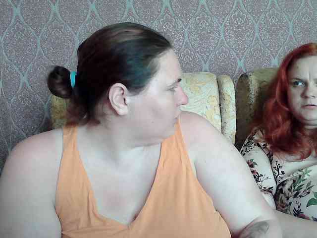 HollyXEva webcam