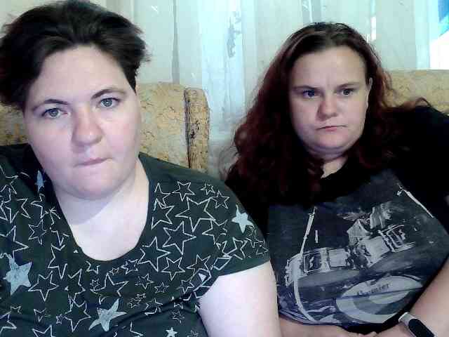 HollyXEva webcam