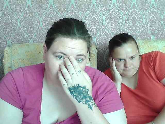 HollyXEva webcam
