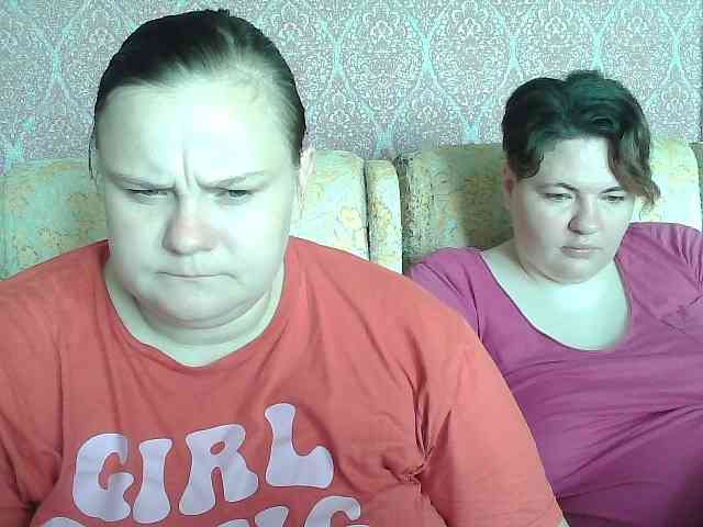 HollyXEva webcam
