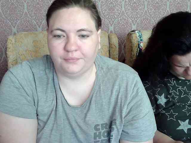 HollyXEva webcam