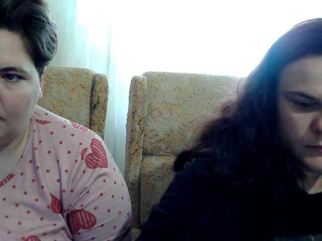HollyXEva webcam