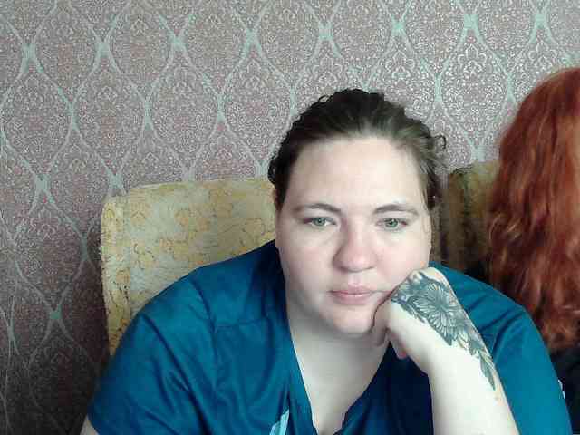 Модель: HollyXEva