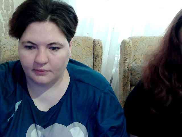 HollyXEva webcam