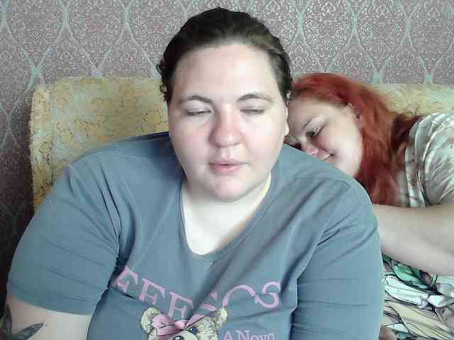 HollyXEva webcam