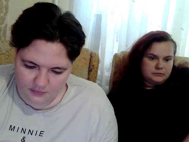 HollyXEva webcam