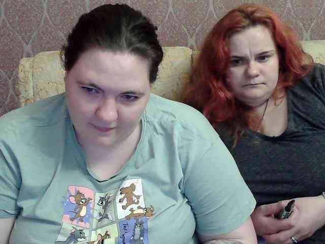 HollyXEva webcam