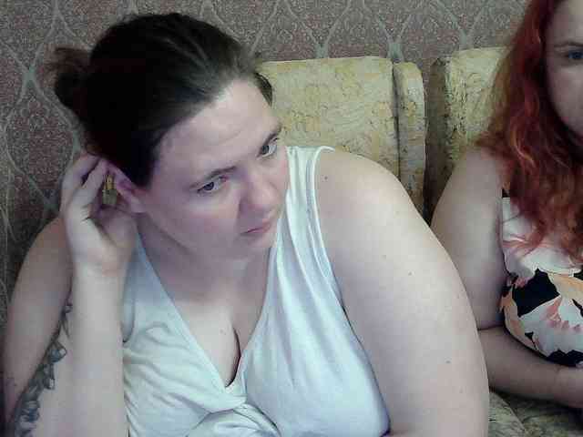HollyXEva webcam