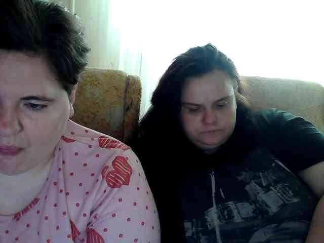 HollyXEva webcam