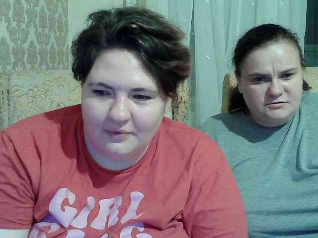 HollyXEva webcam
