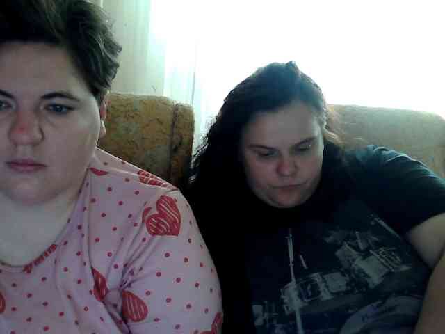 HollyXEva webcam